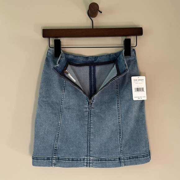 FREE PEOPLE Denim Mini Skirt Faded Indigo Size 2 - Picture 5 of 11